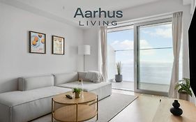 Endless Ocean Views With Private Balcony