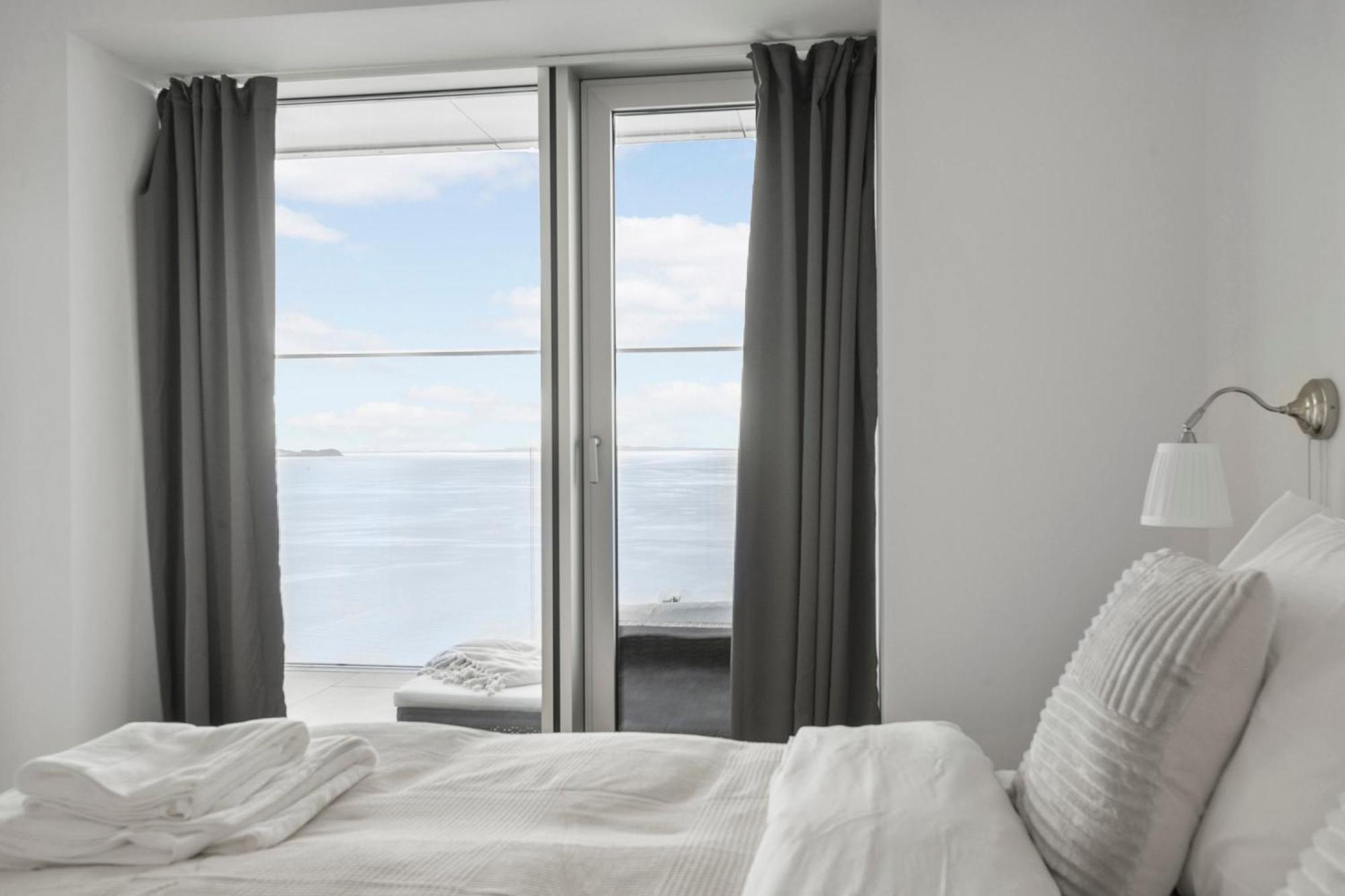 Ferienwohnung Endless Ocean Views With Private Balcony Århus Exterior foto