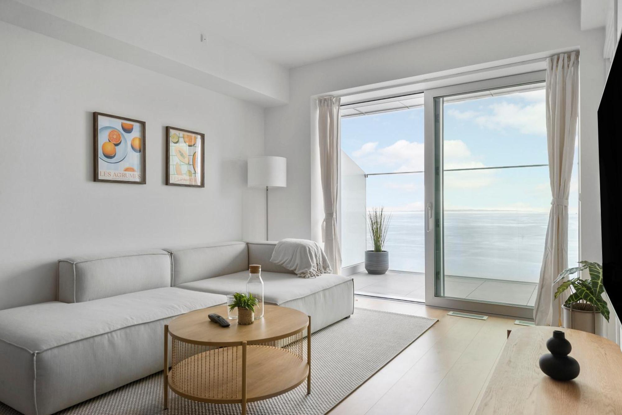 Ferienwohnung Endless Ocean Views With Private Balcony Århus Exterior foto