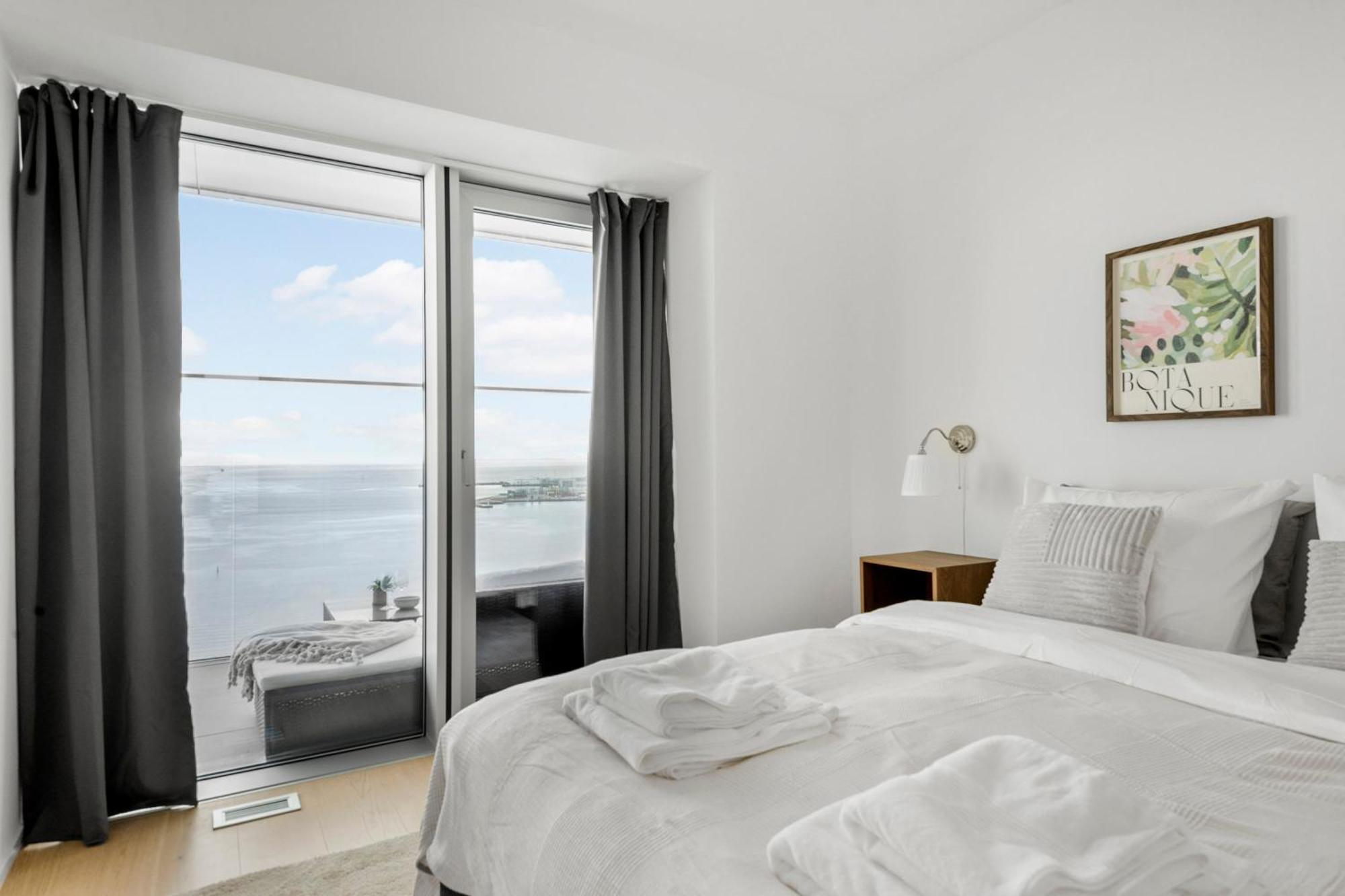 Ferienwohnung Endless Ocean Views With Private Balcony Århus Exterior foto